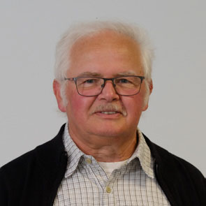M. Lakhdar